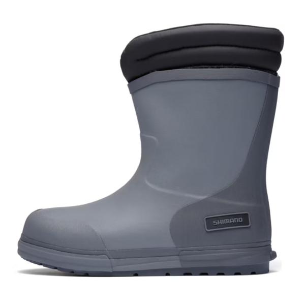 足裏が暖かい。餌釣りの船師に送る防寒ブーツ。防寒船ブーツがさらに暖かくなりました。新しい防寒船ブーツには、フェルト材にアルミシートを挟み込んだソックスが内蔵されています。そのソックスと同じ材料のインソールも付属しており、ブーティーとブーツの...