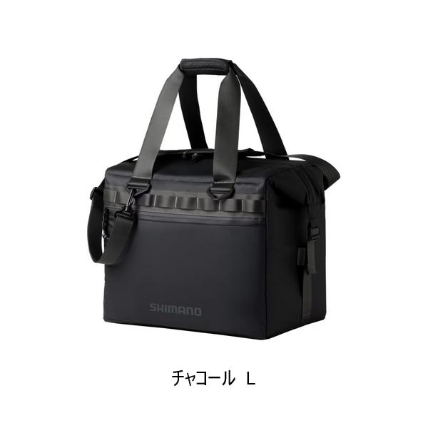 真空断熱パネルを搭載し、高い保冷力を追求したソフトタイプのクーラーバッグ。魚用とは別に食料を保冷したいオフショアアングラーや、バスボートでの使用を想定した設計です。軽量かつ携行性に優れ、移動の多い釣行でも扱いやすさを発揮。外装には、強度の高...