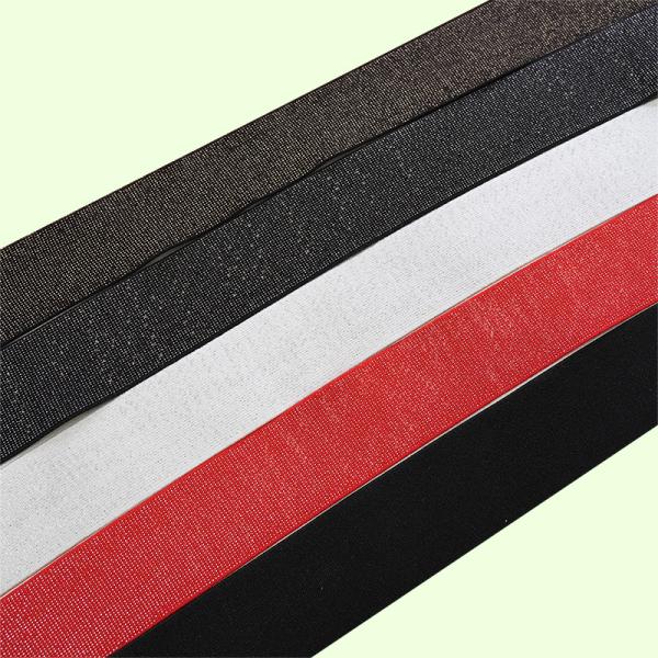 品番FM88134cmの広巾ゴムです。ラメ入りなのでそのままウエストベルトやサスペンダーとしても使用できます。お弁当箱のバンドやブックバンドに使っても可愛いです※4.黒は黒ゴムに黒のラメが入っていますが、ほぼ黒です。1m単位で販売いたします...