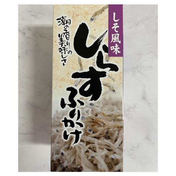 温かいごはんにふりかけて、おむすびや酢の物、和え物などに最適です。国産の上乾しらすをそのまま使用しています。【原材料名】煎りごま（国内製造）、乳糖、砂糖、片口いわし、鱈すり身、のり、食塩、アオサノリ、鯖、鰹粉末、赤しそ、澱粉、醤油、ホタテ貝...