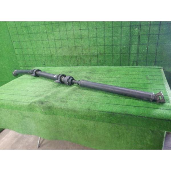 ヴォクシー DBA-ZRR85W リアプロペラシャフト ZS 煌2 4WD 7人 202  