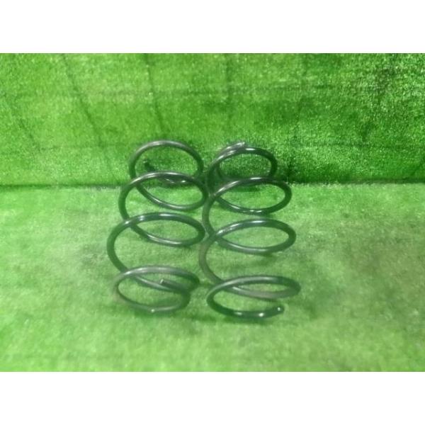 スペーシア DBA-MK32S リアスプリング カスタムXS 4WD ZJ3 41311-81MA0  