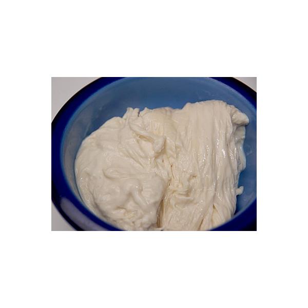 【京都ブランド認定商品】<br><br>豆乳を温めて上に張った膜を救い上げたものが生湯葉どすにゃけども、極薄の状態ですくいあげたもんがこちらの極みゆばどす。<br><br>濃いめの豆乳を使って...