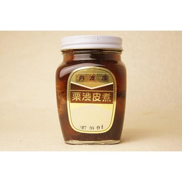 大粒で味が濃厚な丹波産を、一粒ずつ丁寧に鬼皮だけを剥き、じっくり煮詰めた渋皮煮の瓶詰めです。 主に料理屋さんなどに納めている高級食材です。  １瓶にだいたい10-13粒入りです