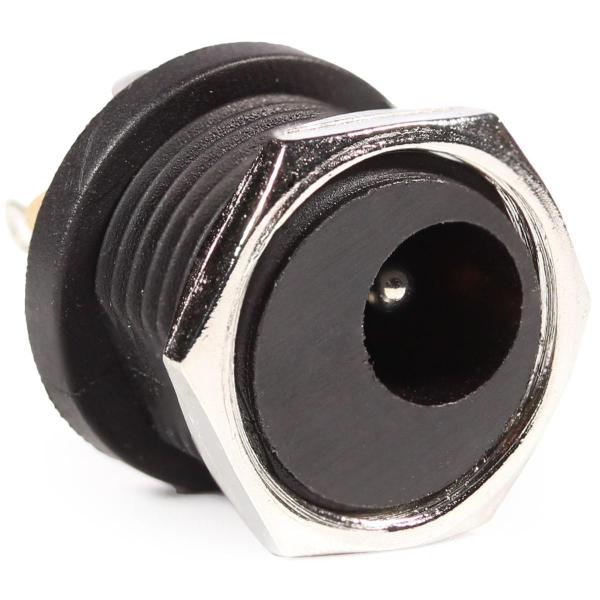 はんだラグ付きの1/2 "パネルマウントDCジャック。このジャックは背面に取り付けられているため、回路をエンクロージャから取り外す必要がある場合にジャックをはんだ除去する必要がないため、トラブルシューティングと修理が簡単になります。通常は閉...