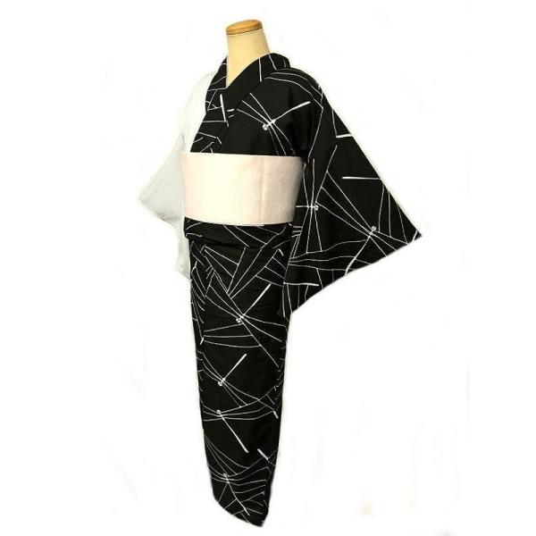 お得なクーポン発行中/新品 浴衣 Fサイズ ポリエステル 白と黒の