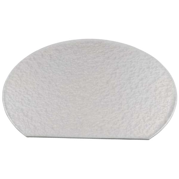 祇園半月敷マット ホワイトアクア 尺2 は、オシャレな樹脂製マットです。食卓が華やぐデザインです。材質のABS樹脂製は衝撃に強く割れにくく耐久性に優れています。●サイズ：360×316×4ｍｍ●材質：ABS樹脂●温度：60℃（食器洗浄機不可...