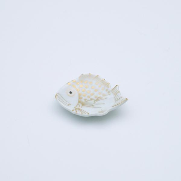 有田焼 白磁 大皿 有田焼き 盛り皿 シリーズ 青白磁菊彫皿 規格 10号皿