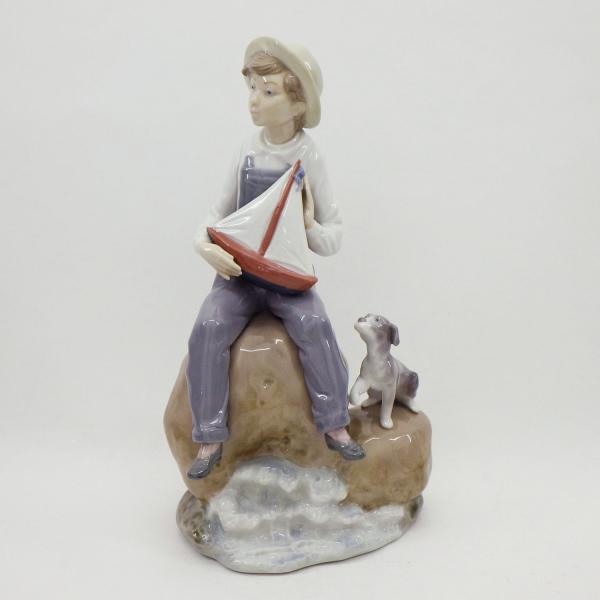 LLADROリヤドロ 海のそよ風　フィギュリン LLADRO (リヤドロ) フィギュリン 型番04936/春のそよ風