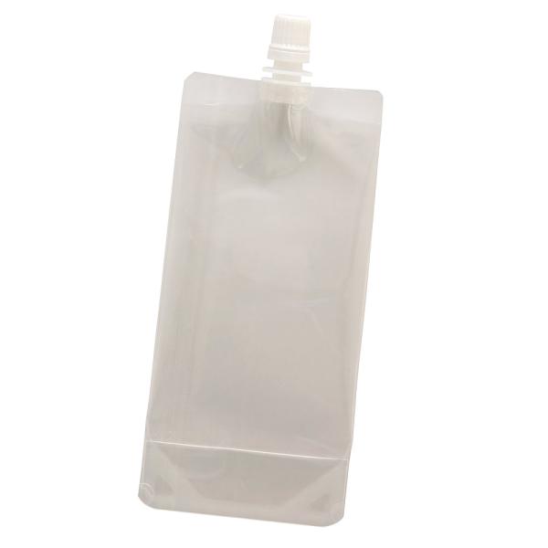 注ぎ口（飲み口）付きのスパウト袋です。スクイーズ性を持たせたスタイリッシュな形状ですので、半固形か粘体物の充填用途に適しています。持ちやすい円筒形です。他のスパウト製品では有るサイドシール部分を無くすことでダウンサイジングを実現。柔らかく、...