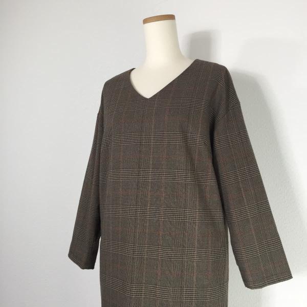 nano universe ナノ ユニバース Vネックチェックワンピースプルオーバー 長袖 ひざ丈 