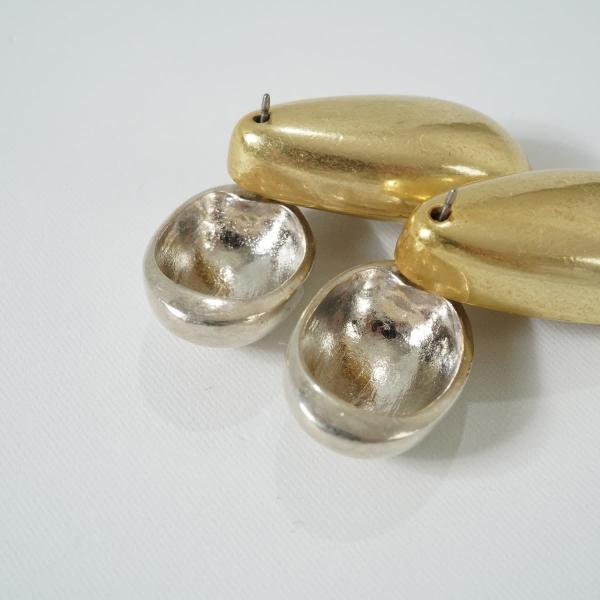 Ameri VINTAGE アメリヴィンテージ PLUM ENCLOSE PIERCE ピアス 両耳用 ゴールドシルバー