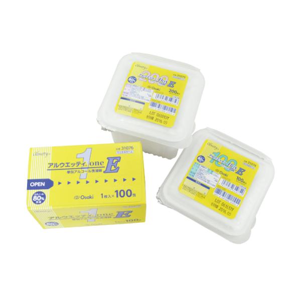 手指・皮膚の洗浄・消毒に。エタノール約80％含浸綿です。用途によって、種類をお選びいただけます。[指定医薬部外品]成分：エタノール、精製水サイズ表サイズ入数4×4cm：200枚4×4cm：100枚3.7×8cm2折：100枚×1包 ★★配送...