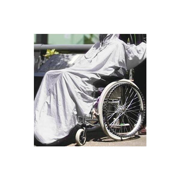 上からすっぽりかぶれる車椅子専用レインウェアです。●防水性と透湿性に優れた生地プラス総裏メッシュで濡れにくい仕様です。●冷やしにくい暖かいハンドカバー付きハンドカバー付きのため介助者の手を雨から守ります。●袖部分にはタイヤガード付きでこすれ...