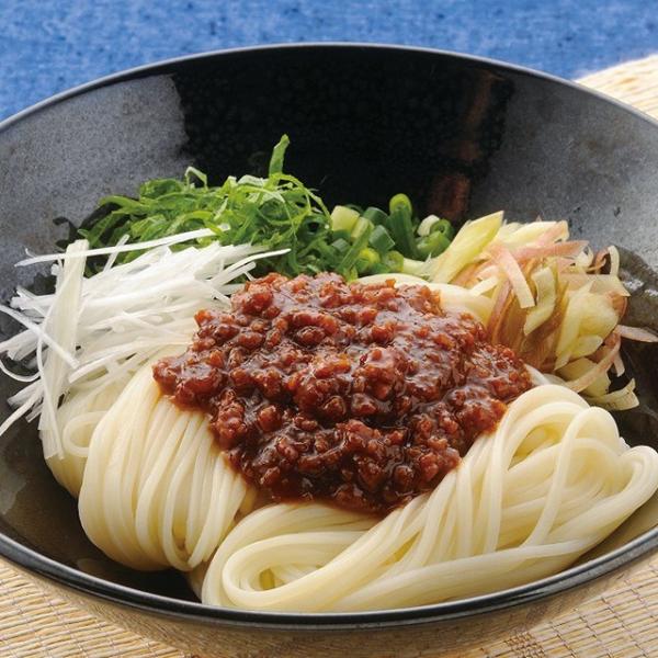 植物油を使用しない手延べ製法で仕上げためん。小麦本来の味を大切に、めん一本一本を丹念に縒り延ばし、仕上げました。肉味噌たれにたっぷりの薬味をからめてどうぞ。 御中元 ギフト 贈答用 福島 贈り物 送料無料 お取り寄せ◆商品内容：手縒細めん1...