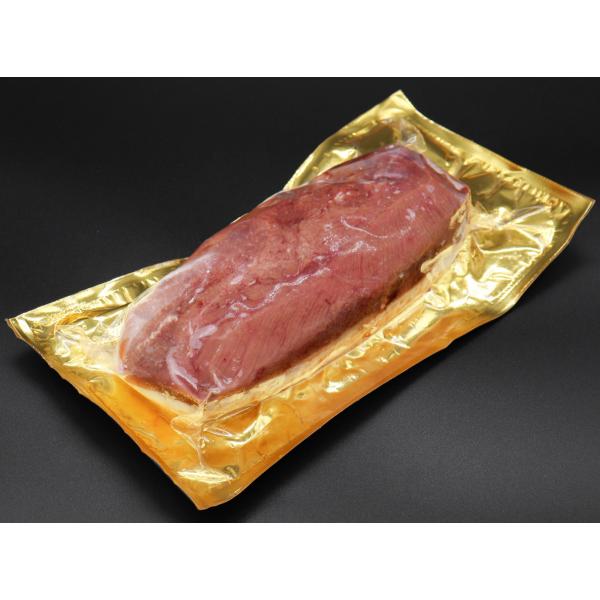 品名：マグレドカナール　鴨肉　鴨ロース産地：ハンガリー重量：300〜400ｇ個数：1個賞味期限：お届けして、未開封で約一か月以上（冷凍保存-18℃）フォアグラの為に飼育された合鴨からの産物なりますので、他の種類の鴨と比較して、脂の量、肉質の...