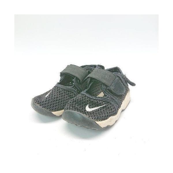 ◇ NIKE ナイキ キッズ メッシュ素材 涼しげ 軽量 スポーティー スニーカー サイズ14.0 ブラック レディース メンズ E