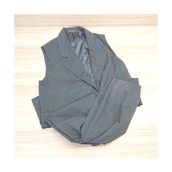 管理番号： 130726000455720250128ベースW/付属品： 無<br>首元によごれあり素材： 画像参照色： ブラックサイズ： サイズL梱包サイズ： 通常付属品： 無<br>首元によごれあり採寸サイズ： 通常