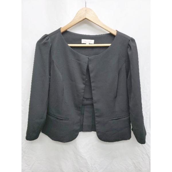 管理番号： 140710001315920240805ベースW/石付属品： 無<br>一番下のホック欠品しています。ホック部分にほつれあり。素材： 画像参照色： ブラックサイズ： サイズM梱包サイズ： 通常付属品： 無<b...