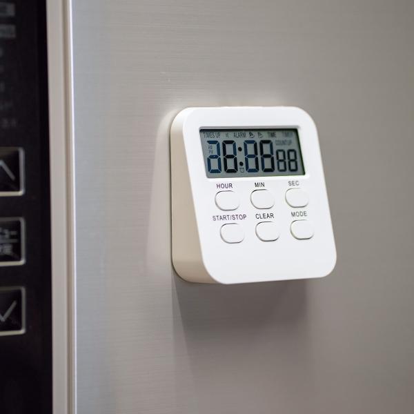 シンプル・見やすい表示のタイマー付クロック。オリジナルフレームで印象的なアイテムに。サイズ 80×74×28mmカラー 個装形態 箱入箱サイズ／105×85×38mmカートン入数 100素材 ABS備考 単4電池1本別売カートンサイズ：約 ...