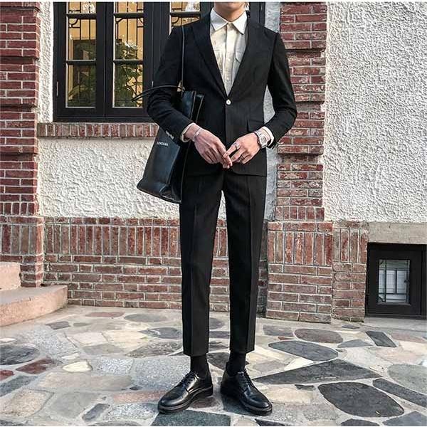 【送料無料】1ツボタン ビジネススーツ カジュアル 結婚式 二次会 面接 ベスト付き 送料無料 スリムスーツ 紳士服 礼服 メンズスーツ フォーマルスーツ メンズ スーツ 一つボタン ストライプ ビジネススーツ スリムスーツ