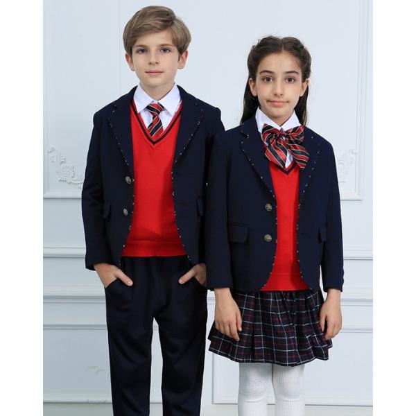 Ǝ X[c ̎q tH[}X[c D WjA  LbY Ǝ j̎qtH[}X[c