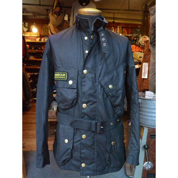 fullnelsonhalf_mwx0004-bk51