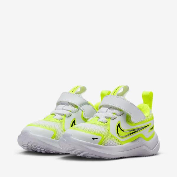 爆買 ナイキ キッズ ランニングシューズ コズミック ランナー 子供靴 マジックテープ スニーカー スポーツ ジュニア 男の子 女の子 ホワイト NIKE HM4401-106