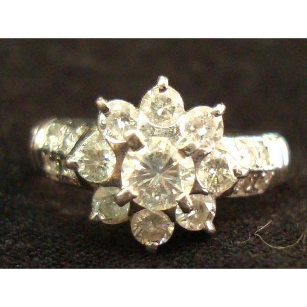 IE 指輪 Pt900 プラチナ ダイヤモンド ダイヤ巻 1.02ct 花 9.5号 