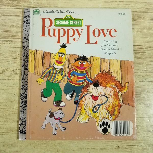 外国語絵本[セサミストリート CTW SESAME STREET Puppy Love] 1983年？ 洋書 英語絵本 レトロ絵本 小犬 ペット Little Golden Book