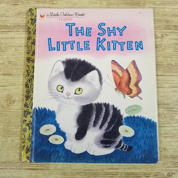 外国語絵本[はずかしがりやの子ネコ The Shy Little Kitten] 洋書 英語
