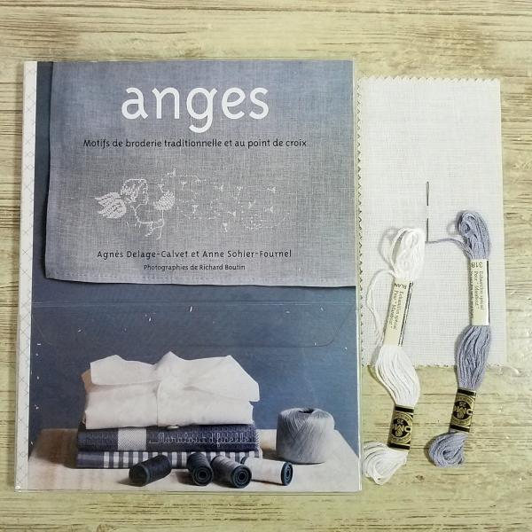 手芸系[(付録付き)天使たちの刺繍図案集 伝統刺繍とクロスステッチ(洋書 フランス語)] Anges traditionnelle et au point de croix