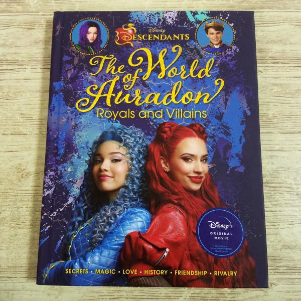Disney ディセンダント 本 洋書 セット ① 映画関連[ディズニー ディセンダント Descendants: The World of