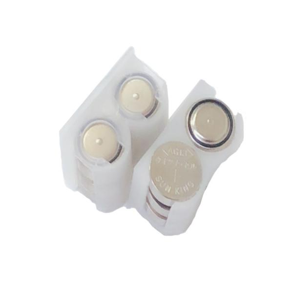 AG13（LR44）ボタン電池のお得な12個セットです。（ボタン電池AG13はLR44と互換品です）ゲーム機、リモコン、LEDグッズ、カメラ、電卓、玩具、PCのマザーボード、ディスクロックアラーム等様々な商品にご使用いただけます。電圧：1....