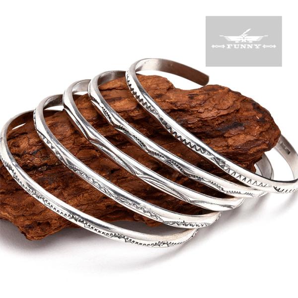 navajo ナバホ族 TAHE スタンプ トライアングルバングル ブレスレット NAVAJO INDIAN JEWELRY ナバホ族 エレイン・タへ トライアングル