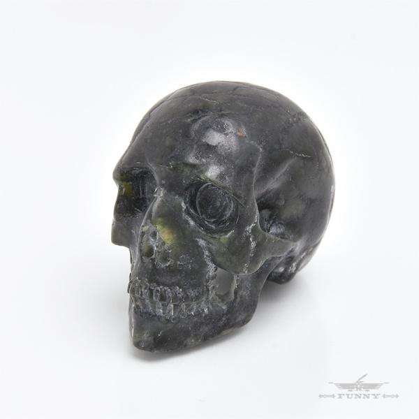 【ブランド名】ARTIFACTUAL（アーティファクチュアル）【作者】LEE DOWNEY (リー・ダウニー)【品名】Skull Sculpture【素材】サーペンティン【サイズ】W25×H31×D40（mm）【商品説明】本アイテムは「LE...