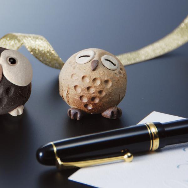 陶器 ちび ふくろう 置物 かわいい 信楽焼 日本製 ふくろうの置物 梟 風水 ハンドメイド 可愛い 和風 縁起物 陶器梟 金運 庭 玄関 インテリア 信楽 陶器製