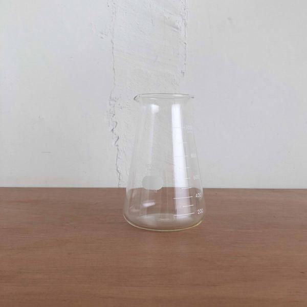 リカシツ IWAKI コニカルビーカー 1000ml 1080BK1000 AGCテクノグラス 耐熱ガラス 大容量 計量カップ ピッチャー カフェ キッチン 雑貨 実用的