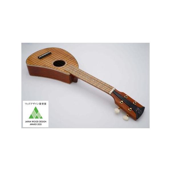 ■ 容量　サイズ：ソプラノサイズ　531ｍｍ×60ｍｍ×188ｍｍ　重量：470ｇ　表板/裏板：富山県産スギ高密度人工杢目圧縮材　横板：富山県産材　ネック：富山県産材　指板：富山県産材　仕上げ：ラッカー塗装　【保証期間】　保証期間 ご購入日...