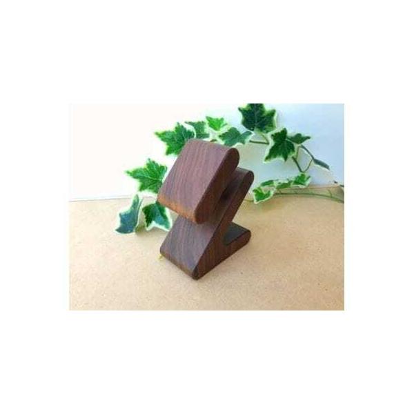 ■ 容量　KATOMOKU　腕時計スタンド　km-103　サイズ：80×105×49mm　重量：100g　材質・色：ウォールナット　付属品：取扱説明書、滑り止めシール■ 配送について　入金確認後1か月以内に発送　タイプ：【常温】