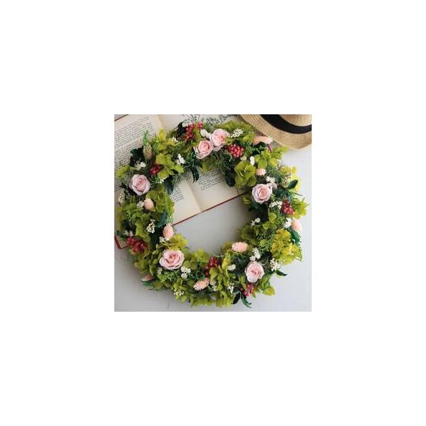 ■ 容量　【仕様】　・サイズ：直径約26〜28cm　※ベースサイズ直径25cm　・素材：プリザーブドフラワー　　タイプ：【常温】