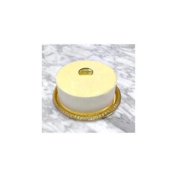 ■ 容量　本体1個　サイズ：4号（12cm）　　＜原材料名＞　生クリーム（国産）、ホワイトチョコレート、牛乳、卵、砂糖、小麦粉、ゼラチン■ 配送について　入金確認後、おおよそ1ヶ月~2ヶ月で発送予定。　タイプ：【冷凍】