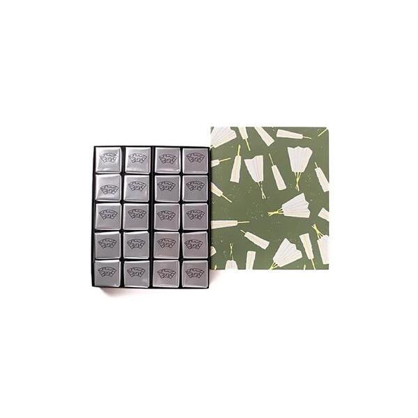 ■ 容量　内容量：20個入690g　【賞味期限】　常温14日　【アレルギー】　アレルギー品目はございません。　※ 表示内容に関しては各事業者の指定に基づき掲載しており、一切の内容を保証するものではございません。　※ご不明の点がございましたら...