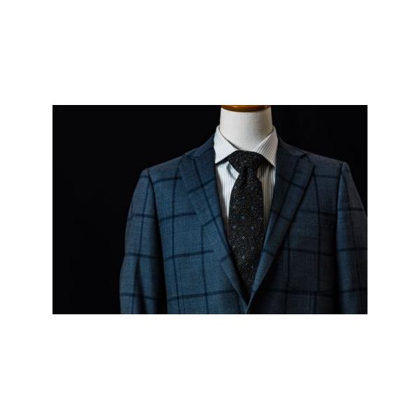 ■ 容量　オーダージャケットお仕立券×１■ 配送について　寄付お申し込み受付後、ジョーカーズテーラー 本店より「オーダージャケットの仕立券」を送付いたします。　来店日時をご予約いただき、採寸から納品までは、4週間から6週間程度を想定しております。