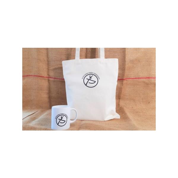 ■ 容量　・KPキャンパストートバック　1個　・KPマグカップ　1個　　【申込期日：通年】■ 配送について　決済完了からおおよそ2週間程度　　※発送期間内に長期不在がある場合は必ず【申し込みに関する備考】に記載してください。　※不在日の追加...