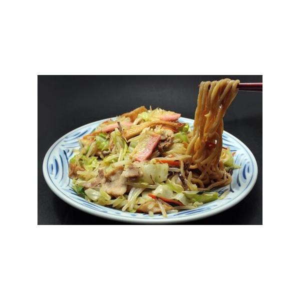 ■ 容量　冷凍博多皿うどん(330ｇ)×2食入り　【原材料名】　麺(小麦粉（国内製造）/かん水)、具材(キャベツ（国産）、もやし(国産)、豚肉、ねぎ、にんじん、さつま揚げ、かまぼこ、キクラゲ/調味料（アミノ酸)、保存料(ソルビン酸)、着色料...