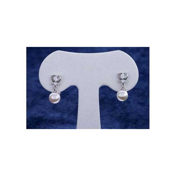 ■ 容量　あこや本真珠 約6.5-7.0mm　金具 シルバー製(ロジウム加工)　ジルコニア　保証書・ケース付　　タイプ：【常温】