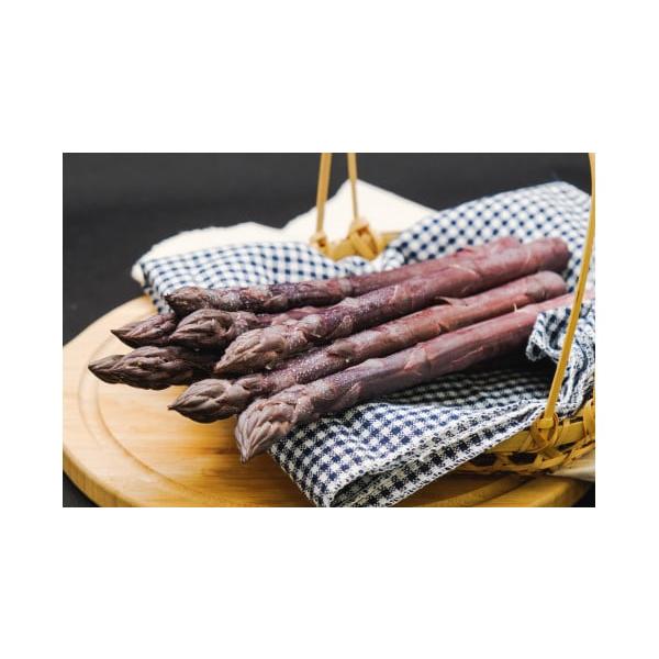 容量紫アスパラ：L〜2L(サイズ混合)約800g消費期限冷蔵便でお送りします。到着次第お早めにお召し上がりください。発送期日5月中旬より順次発送予定(天候等の影響や収穫状況により発送時期が前後する場合がございます。ご了承ください。)配送冷蔵...