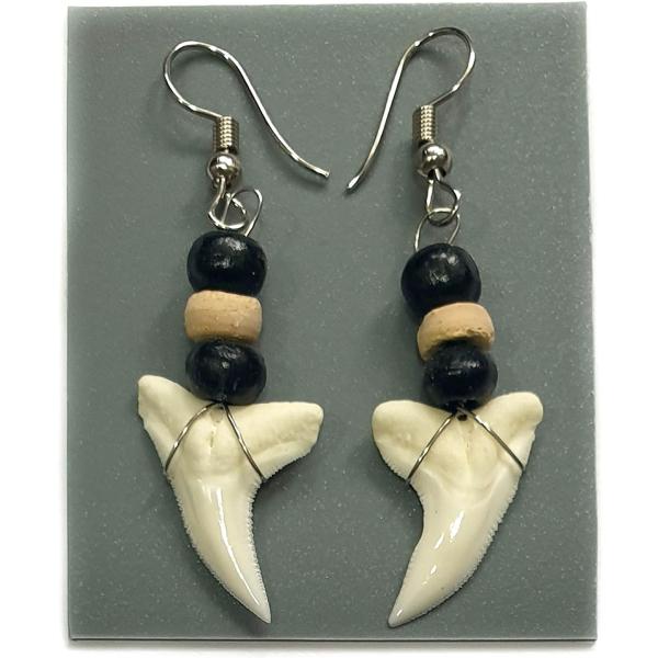 並行輸入品】本物のサメの歯ピアス レディース メンズ ボーイズ