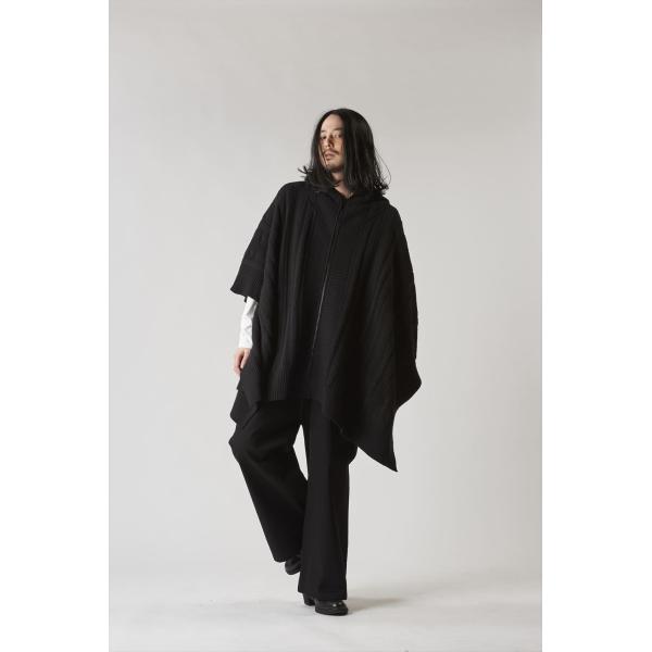 NO ID. ID. ノーアイディー フーデッドZIPニットポンチョ